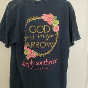 Simply southern shirt 📗